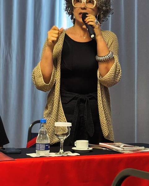 Foto 53 do álbum de Guelda Andrade